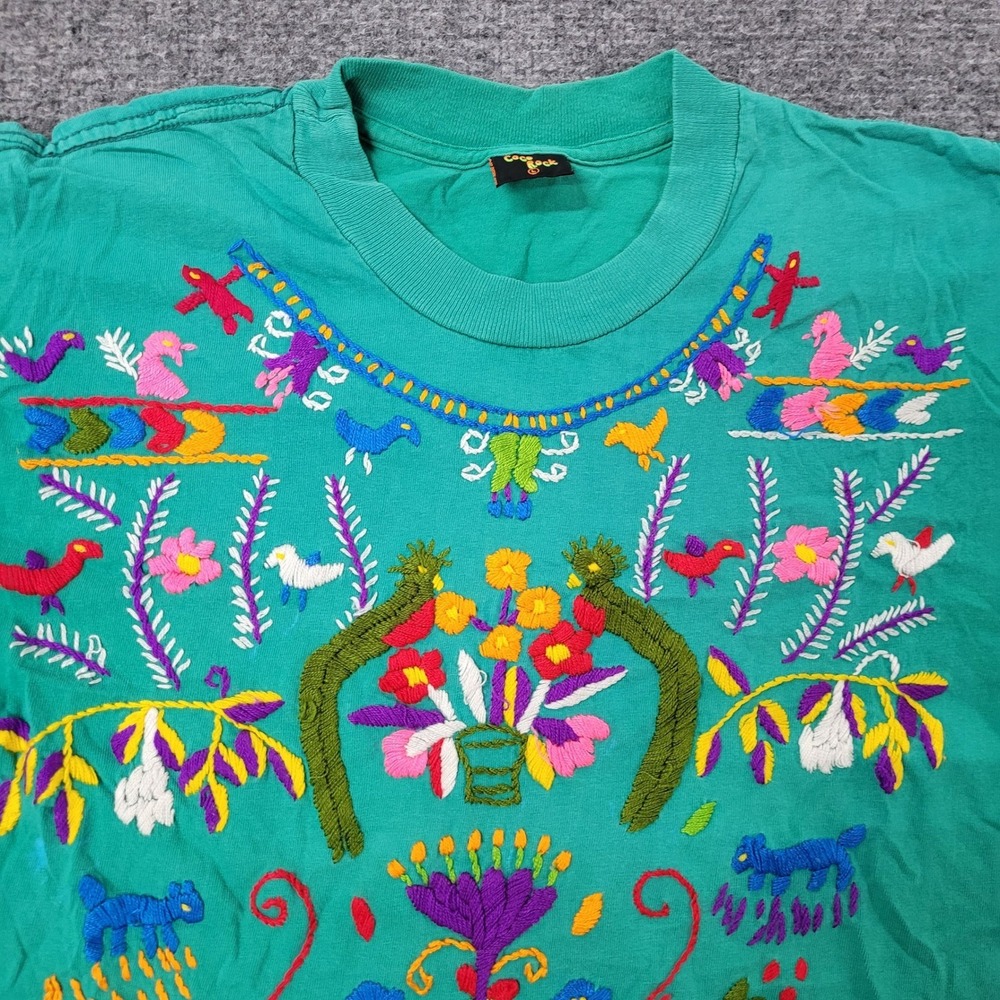 Coco Rock T-Shirt Womens Size L Green Embroidered Bird Floral Folk Art Cotton